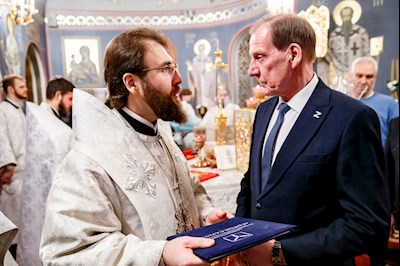 Ночная Божественная литургия в Свято-Троицком кафедральном соборе г. Саратова