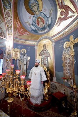 Великая вечерня в соединении с Литургией святителя Василия Великого в Свято-Троицком кафедральном соборе г. Саратова