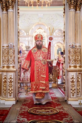Архиереи Саратовской митрополии соборно совершили Литургию