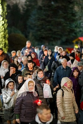 Ночное пасхальное богослужение в Свято-Троицком кафедральном соборе Саратова
