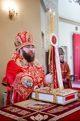 Архиереи Саратовской митрополии соборно совершили Литургию