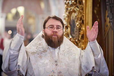 Великая вечерня в соединении с Литургией святителя Василия Великого в Свято-Троицком кафедральном соборе г. Саратова