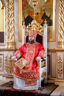 Архиереи Саратовской митрополии соборно совершили Литургию