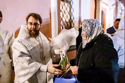 Ночная Божественная литургия в Свято-Троицком кафедральном соборе г. Саратова