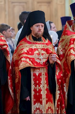 Митрополит Игнатий совершил всенощное бдение в Покровском храме Саратова