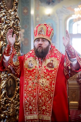 Архиереи Саратовской митрополии соборно совершили Литургию
