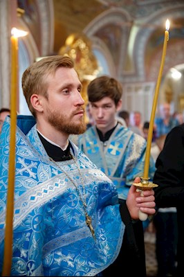 Всенощное бдение с чином погребения Божией Матери в Свято-Троицком кафедральном соборе г. Саратова