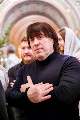 Ночная Божественная литургия в Свято-Троицком кафедральном соборе г. Саратова