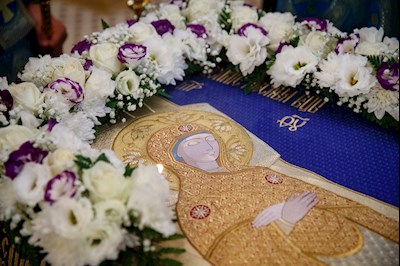 Всенощное бдение с чином погребения Божией Матери в Свято-Троицком кафедральном соборе г. Саратова