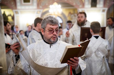 Великая вечерня в соединении с Литургией святителя Василия Великого в Свято-Троицком кафедральном соборе г. Саратова