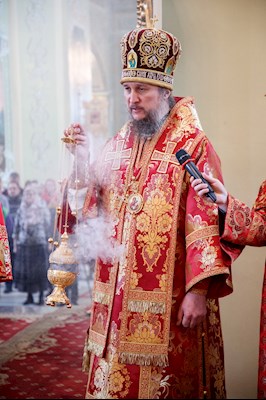 Архиереи Саратовской митрополии соборно совершили Литургию