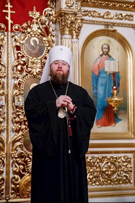 Митрополит Игнатий совершил всенощное бдение в Покровском храме Саратова