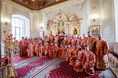 Архиереи Саратовской митрополии соборно совершили Литургию
