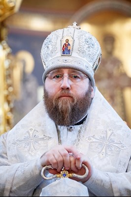 Великая вечерня в соединении с Литургией святителя Василия Великого в Свято-Троицком кафедральном соборе г. Саратова
