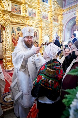 Великая вечерня в соединении с Литургией святителя Василия Великого в Свято-Троицком кафедральном соборе г. Саратова