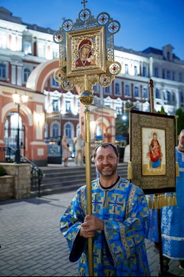 Всенощное бдение с чином погребения Божией Матери в Свято-Троицком кафедральном соборе г. Саратова
