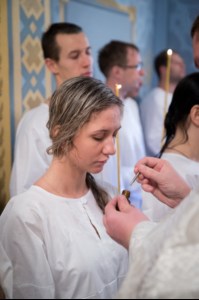 В Свято-Троицком кафедральном соборе Саратова совершена Крещальная литургия