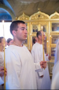 В Свято-Троицком кафедральном соборе Саратова совершена Крещальная литургия