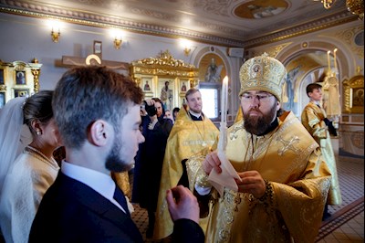 Таинство Венчания в Свято-Троицком кафедральном соборе г. Саратова