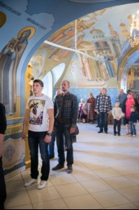 В Свято-Троицком кафедральном соборе Саратова совершена Крещальная литургия