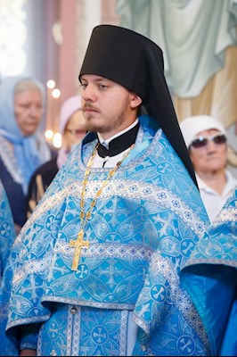 Митрополит Игнатий совершил Божественную литургию в Свято-Троицком кафедральном соборе г. Саратова