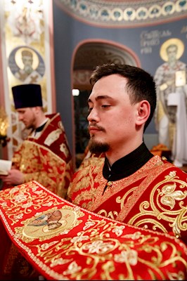Ночное пасхальное богослужение в Свято-Троицком кафедральном соборе Саратова