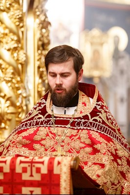 Ночное пасхальное богослужение в Свято-Троицком кафедральном соборе Саратова