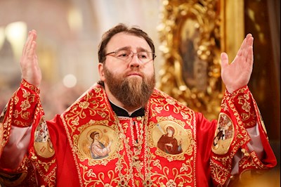 Ночное пасхальное богослужение в Свято-Троицком кафедральном соборе Саратова