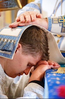 Митрополит Игнатий совершил Божественную литургию в Свято-Троицком кафедральном соборе г. Саратова