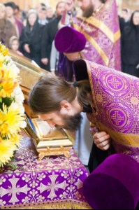 Встреча Вышенских святынь в Покровском храме Саратова