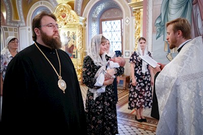 Митрополит Игнатий принял участие в Таинстве Крещения в качестве восприемника