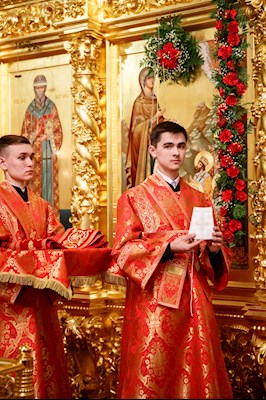 Ночное пасхальное богослужение в Свято-Троицком кафедральном соборе Саратова