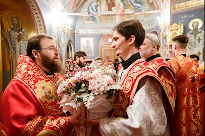 Ночное пасхальное богослужение в Свято-Троицком кафедральном соборе Саратова