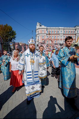 Митрополит Игнатий совершил Божественную литургию в Свято-Троицком кафедральном соборе г. Саратова