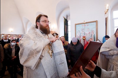 Митрополит Игнатий совершил Божественную литургию в храме Архангела Михаила с. Михайловка