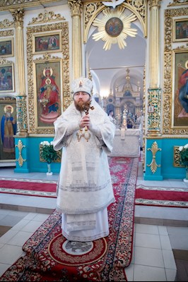 Митрополит Игнатий совершил Божественную литургию в храме Архангела Михаила с. Михайловка