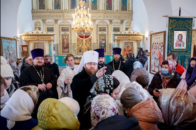 Митрополит Игнатий совершил Божественную литургию в храме Архангела Михаила с. Михайловка
