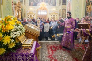 Встреча Вышенских святынь в Покровском храме Саратова