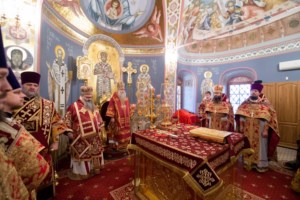 Митрополит Лонгин и Митрополит Иоанн совершили панихиду по Митрополиту Нежинскому и Прилукскому Иринею в 40-й день его кончины