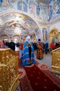 Митрополит Саратовский и Вольский Лонгин совершил Божественную литургию и чин Торжества Православия в Свято-Троицком кафедральном соборе г. Саратова