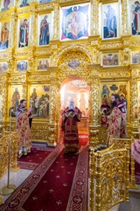 Митрополит Лонгин и Митрополит Иоанн совершили панихиду по Митрополиту Нежинскому и Прилукскому Иринею в 40-й день его кончины