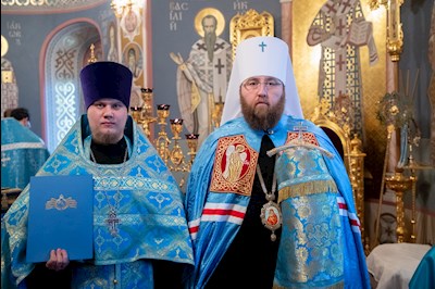 Митрополит Игнатий совершил Великое повечерие, утреню и 1-й час в Свято-Троицком кафедральном соборе г. Саратова