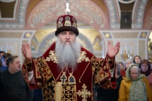 Митрополит Саратовский и Вольский Лонгин совершил Божественную литургию и чин Торжества Православия в Свято-Троицком кафедральном соборе г. Саратова