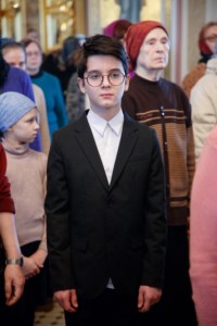 Митрополит Саратовский и Вольский Лонгин совершил Божественную литургию и чин Торжества Православия в Свято-Троицком кафедральном соборе г. Саратова