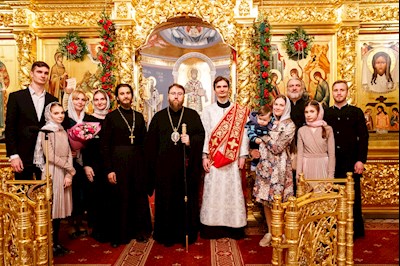 Ночное пасхальное богослужение в Свято-Троицком кафедральном соборе Саратова