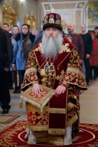 Митрополит Саратовский и Вольский Лонгин совершил Божественную литургию и чин Торжества Православия в Свято-Троицком кафедральном соборе г. Саратова