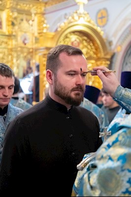 Митрополит Игнатий совершил Великое повечерие, утреню и 1-й час в Свято-Троицком кафедральном соборе г. Саратова