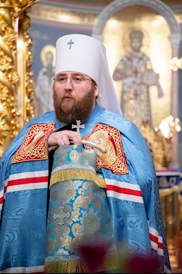 Митрополит Игнатий совершил Великое повечерие, утреню и 1-й час в Свято-Троицком кафедральном соборе г. Саратова