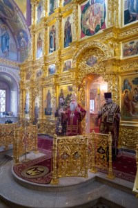Митрополит Лонгин и Митрополит Иоанн совершили панихиду по Митрополиту Нежинскому и Прилукскому Иринею в 40-й день его кончины