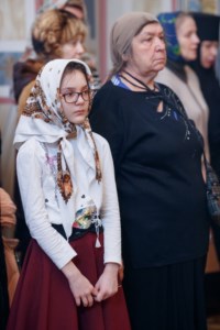 Митрополит Саратовский и Вольский Лонгин совершил Божественную литургию и чин Торжества Православия в Свято-Троицком кафедральном соборе г. Саратова